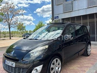Usado Renault Grand Scénic III Dynamique 110 CV (80 kW) 2010 Negro Monovolumen