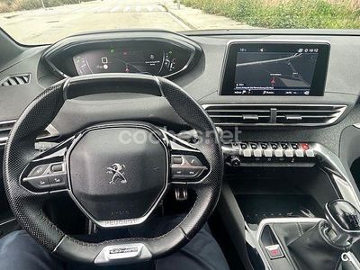 Usado Peugeot 3008 GT-line 130 CV (95 kW) 2018 Gris / plata SUV