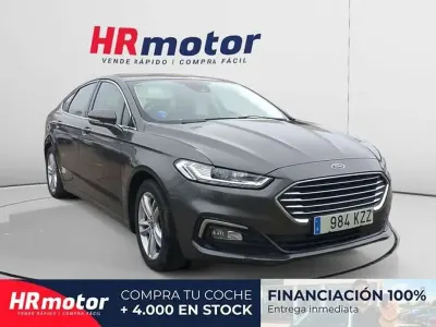 Usado Ford Mondeo Titanium 167 CV (122 kW) 2019 Gris Berlina