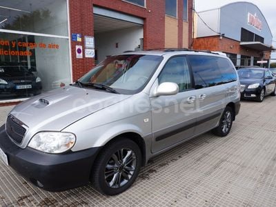 Gris / plata Usado 2007 Kia Carnival Monovolumen | 7900 € (Caro)