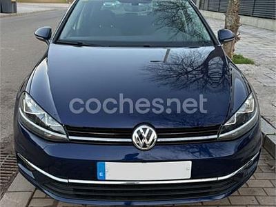 Usado VW Golf VII Advance 110 CV (80 kW) 2018 Azul Familiar