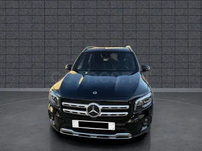 Usado Mercedes GLB200 150 CV (110 kW) 2021 Negro SUV