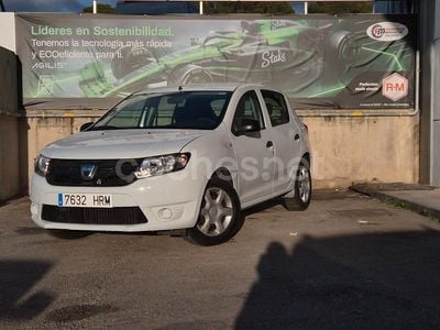 Blanco Usado 2013 Dacia Sandero Lauréate Berlina | 6900 € (Precio justo)