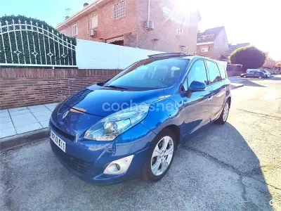 Usado Renault Scenic E-Tech Dynamique 130 CV (95 kW) 2010 Azul Monovolumen