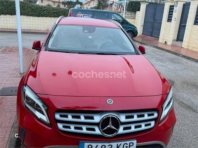 Usado Mercedes GLA200 156 HP (114 kW) 2018 Vermelho SUV