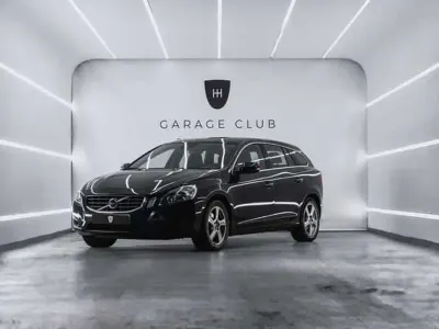 Usado Volvo V60 Momentum 203 CV (149 kW) 2012 Gris Familiar