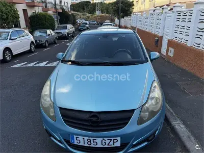 Używany Opel Corsa Sport 100 KM (73 kW) 2010 Niebieski Hatchback