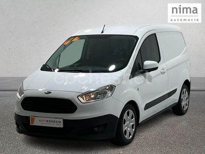 Blanco Usado 2017 Ford Tourneo Courier Trend Monovolumen | 11.725 € (Precio justo)