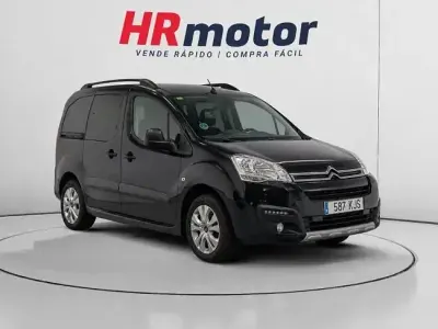 Usado Citroën Berlingo PureTech 110 CV (80 kW) 2018 Negro Monovolumen