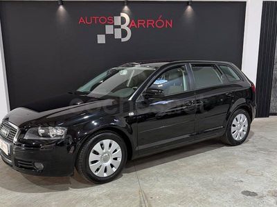 Usado Audi A3 Ambiente 105 CV (77 kW) 2008 Negro Utilitario