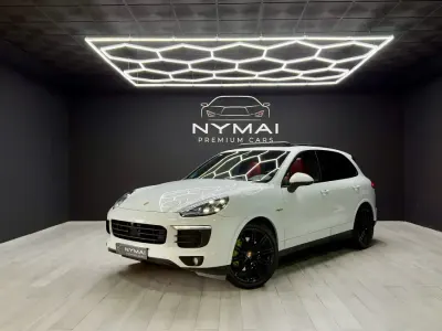 Käytetty Porsche Cayenne S E-Hybrid Platinum Edition 416 HP (305 kW) 2017 Valkoinen Katumaasturi