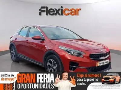 Usado Kia XCeed 120 CV (88 kW) 2021 Rojo SUV