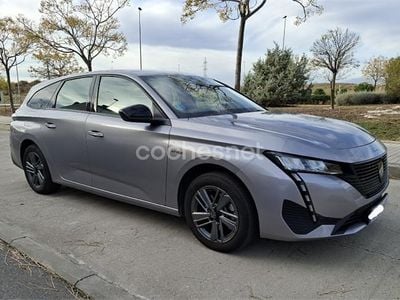 Gris / plata Usado 2024 Peugeot 308 SW Style Familiar | 21.999 €