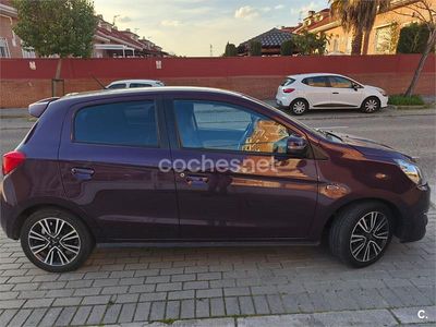 Usado Mitsubishi Space Star 80 CV (58 kW) 2017 Violeta / lila Utilitario