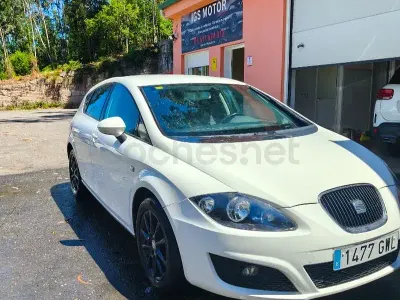 Usado Seat Leon Style 105 CV (77 kW) 2010 Blanco Utilitario