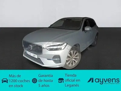 Usado Volvo XC60 Momentum 197 CV (144 kW) 2022 Gris / plata SUV