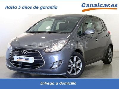 Usado Hyundai ix20 90 CV (66 kW) 2016 Gris / plata Utilitario