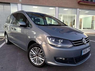 Usado VW Sharan Sportline 140 CV (102 kW) 2013 Gris Monovolumen