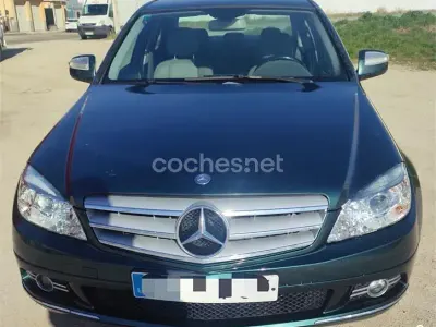 Usado Mercedes C220 Elegance 150 CV (110 kW) 2007 Verde Berlina