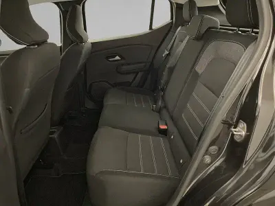 Usado Dacia Sandero Expression 100 CV (73 kW) 2023 Negro Berlina
