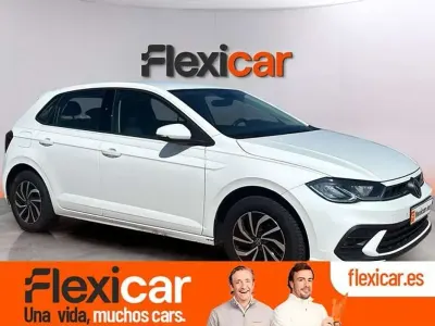 Usado VW Polo Life 95 CV (69 kW) 2023 Blanco Utilitario