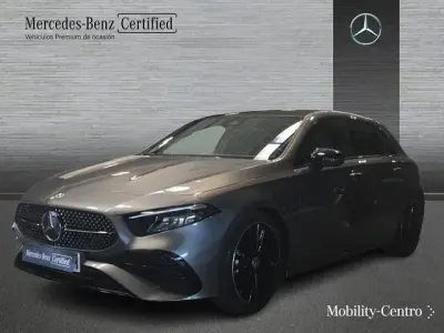 Usado Mercedes A180 116 CV (85 kW) 2023 Gris montaña