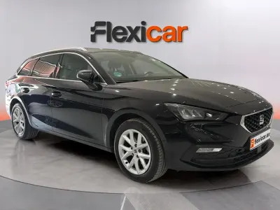 Usado Seat Leon Style 115 CV (84 kW) 2025 Negro Berlina