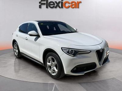 Usado Alfa Romeo Stelvio 180 CV (132 kW) 2018 Blanco SUV