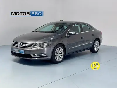 Usado VW CC 150 CV (110 kW) 2016 Gris / plata Berlina