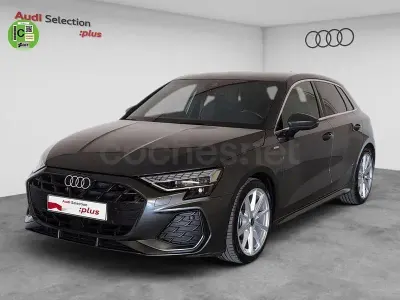Usado Audi A3 S-Line 150 CV (110 kW) 2025 Gris / plata Berlina