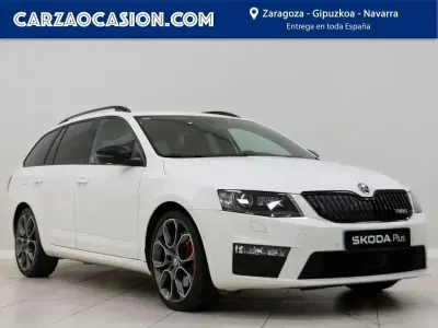 Usado Skoda Octavia RS 184 CV (135 kW) 2016 Blanco Familiar