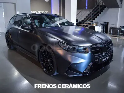 Usado BMW M5 Comfort Edition 727 CV (534 kW) 2026 Gris / plata Familiar