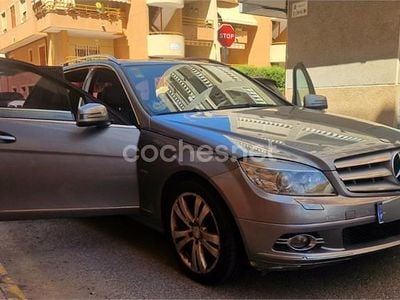 Usado Mercedes C220 Avantgarde 170 CV (125 kW) 2008 Gris / plata Familiar