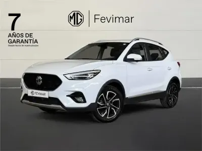 Käytetty MG ZS Luxury 111 HP (81 kW) 2025 Valkoinen Katumaasturi