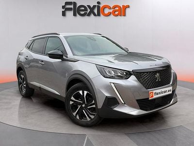 Usado Peugeot 2008 Allure 101 CV (74 kW) 2023 Gris SUV