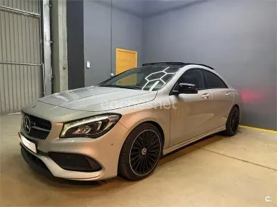 Usado Mercedes CLA220 AMG line 177 CV (130 kW) 2016 Gris / plata Berlina