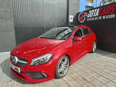 Usado Mercedes A180 AMG line 122 CV (89 kW) 2016 Rojo Utilitario
