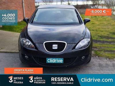Usado Seat Leon Style 140 CV (102 kW) 2005 Negro Utilitario