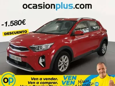 Usado Kia Stonic 79 CV (58 kW) 2025 Rojo SUV