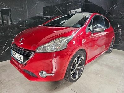 Usado Peugeot 208 GTi 200 CV (147 kW) 2013 Granate Utilitario