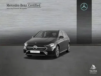 Usado Mercedes B200 AMG line 150 CV (110 kW) 2025 Negro Utilitario
