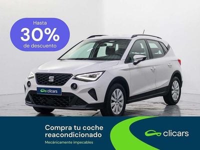 Usado Seat Arona Style 110 CV (80 kW) 2021 Blanco SUV