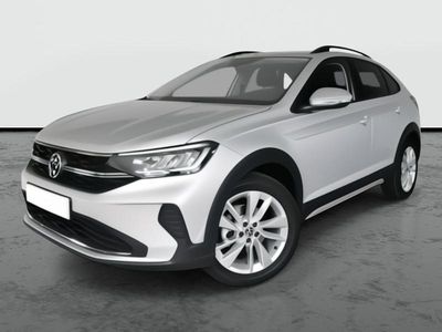 Usado VW Taigo 95 CV (69 kW) 2023 Plata réflex metalizado SUV