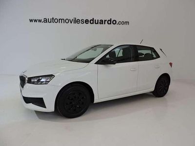 Usado Skoda Fabia Active 75 CV (55 kW) 2023 Blanco Utilitario