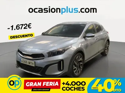 Usado Kia XCeed 100 CV (73 kW) 2025 Gris SUV