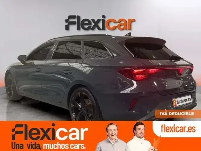 Usado Cupra Leon 204 CV (150 kW) 2024 Azul Utilitario