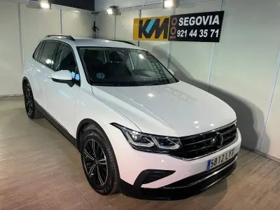 Usado VW Tiguan Life 150 CV (110 kW) 2022 Blanco SUV