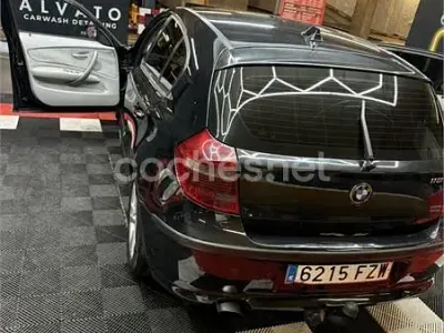 Usado BMW 118 122 CV (89 kW) 2008 Negro Utilitario