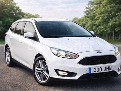 Używany Ford Focus Business Edition 125 KM (91 kW) 2016 Biały Kombi