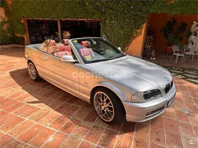 Usado BMW 320 Cabriolet 170 CV (125 kW) 2001 Gris / plata Descapotable